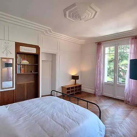 Belle Maison Avec Piscine